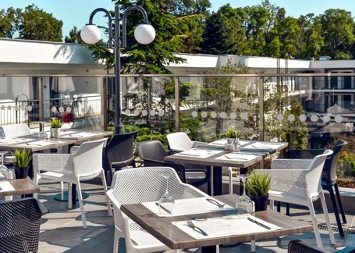 Szálloda Ihot@l Sunny 4*