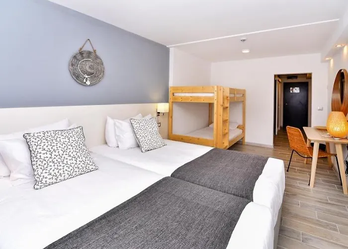 Szálloda Ihot@l Sunny 4*