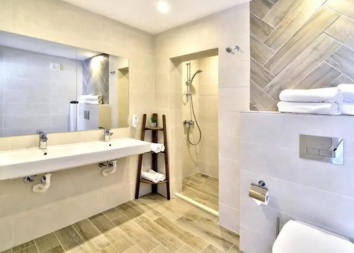 Hotel Ihot@l Sunny 4*