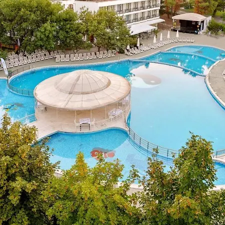 Ihot@l Sunny 4* Napospart