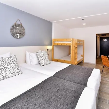 Otel Ihot@l Sunny 4*