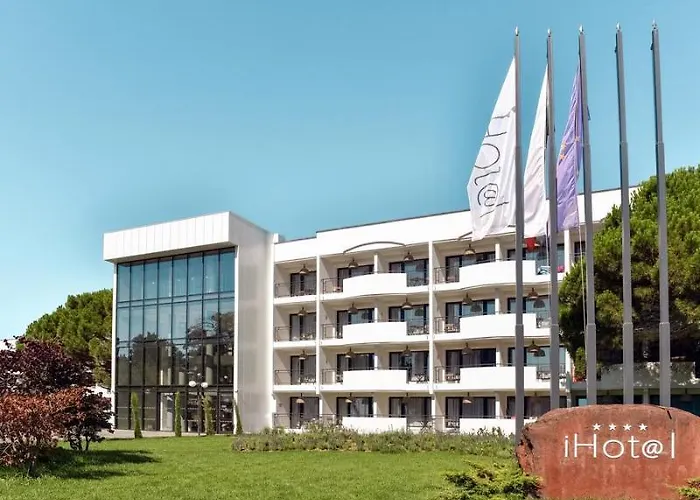 Ihot@l Sunny Otel 4*