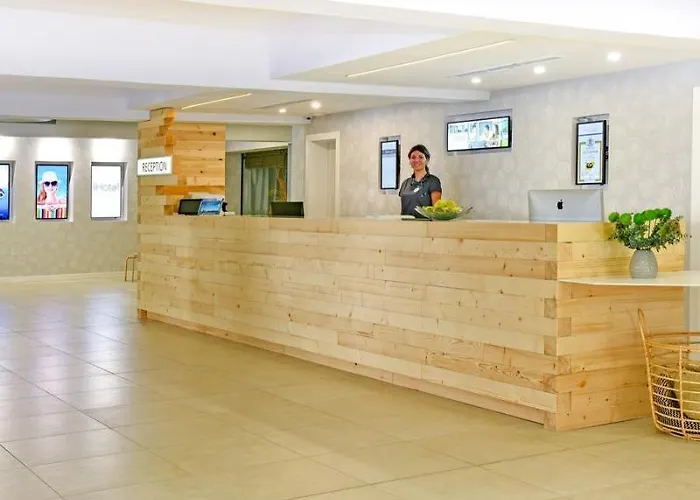 Szálloda Ihot@l Sunny