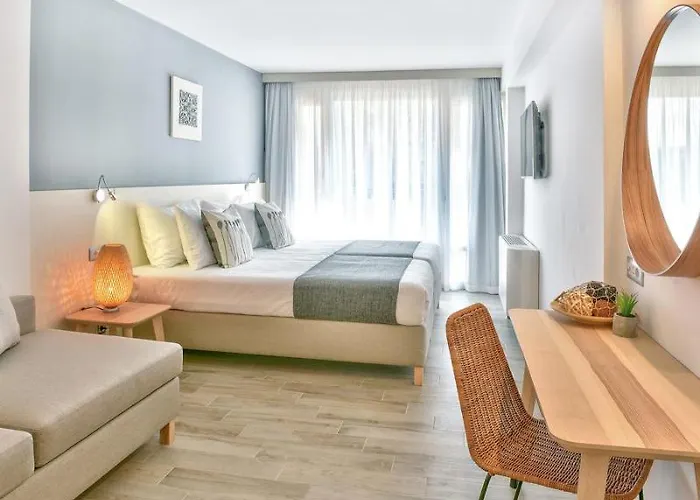 Ihot@l Sunny 4* Napospart